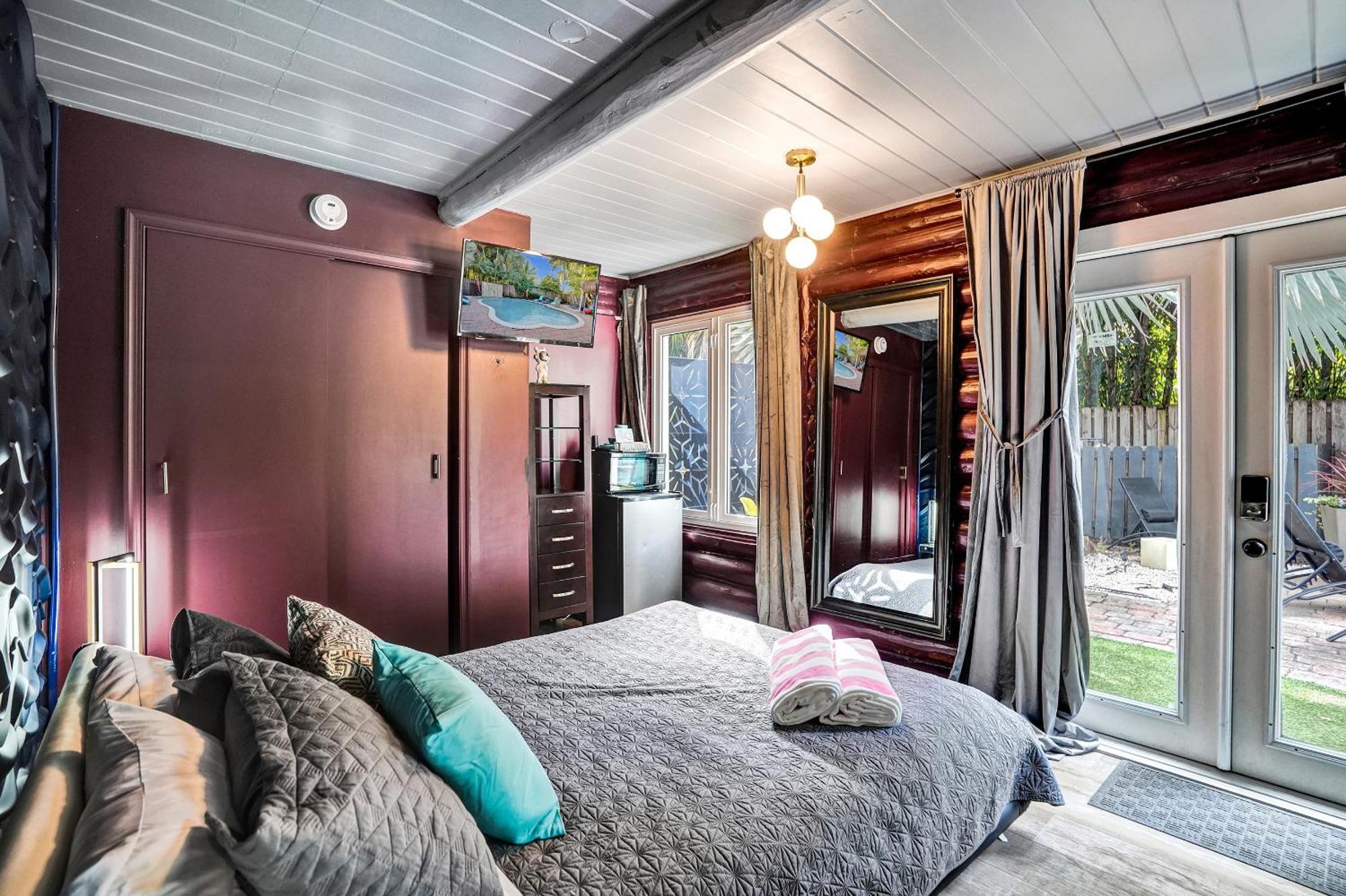 Kiki 3 - Men'S Clothing Optional Guest Houses Wilton Manors Exterior photo